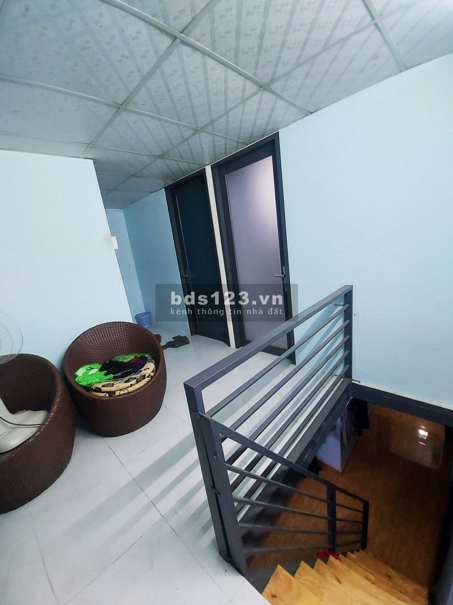 Nhà 1 lầu 1 trệt, SHR, Hướng Đông, đường Nguyễn Thái Học, kp4, Trảng Dài