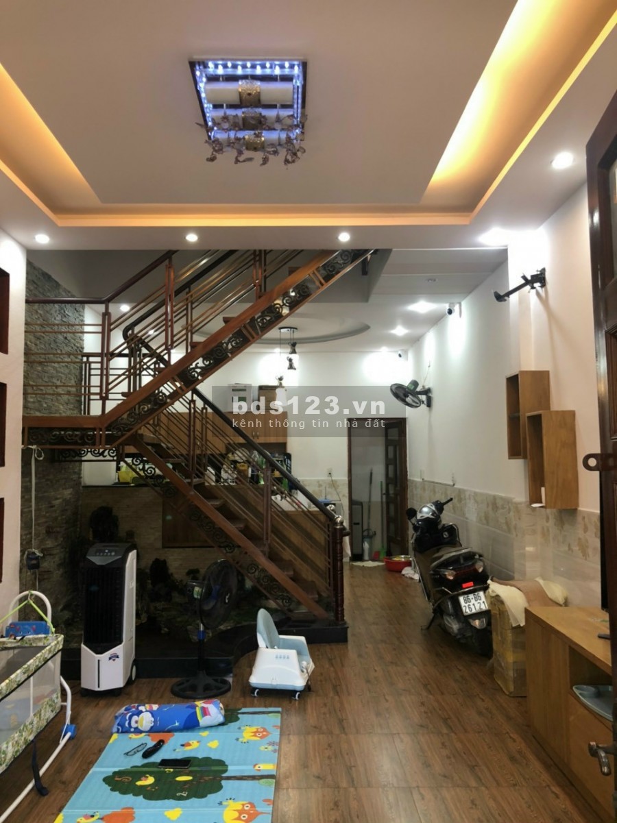Chính chủ cần bán gấp nhà Hốc Môn 82.5m2 giá 1 tỷ 370