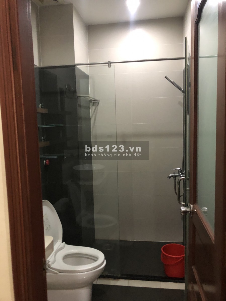 Nhà Đẹp Đường C22 Tân Bình Hầm Trệt 3L Giá 35Tr/th