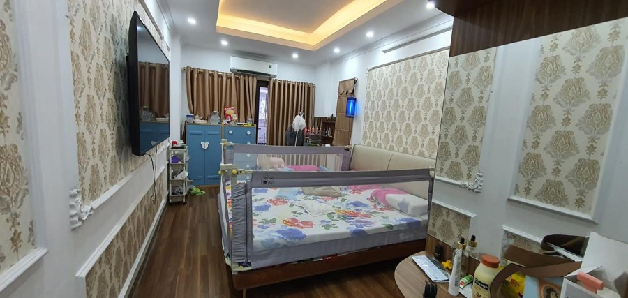 Bán nhà, Đào Tấn, Ba Đình, 40m2, giá chỉ 4.4 tỷ: ThuỷTLong61