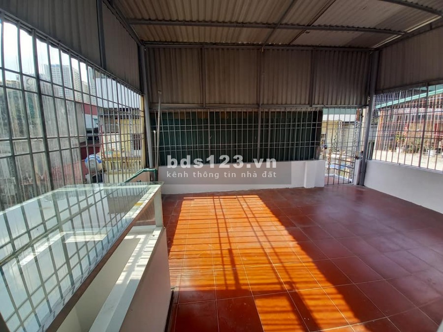 4 tầng, 4 phòng rộng, xây tâm huyết, ở yên tâm, hàng xóm tình cảm, sổ đẹp, nở hậu, nhà xây chắc chắn, dân trí thiện lành