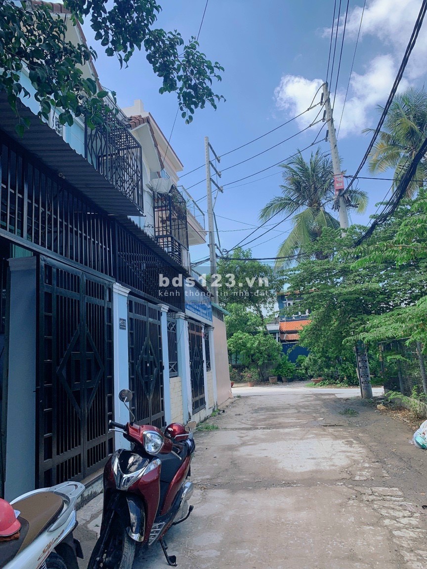 Nhà hẻm thông 5m 1LẦU 2PN Lê Văn Khương q12. SHCC