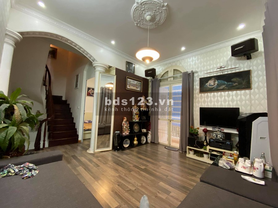 Bán nhà Khương Trung, Thanh Xuân, Hà Nội, 38m2 x 5 tầng, giá 5.2 tỷ.