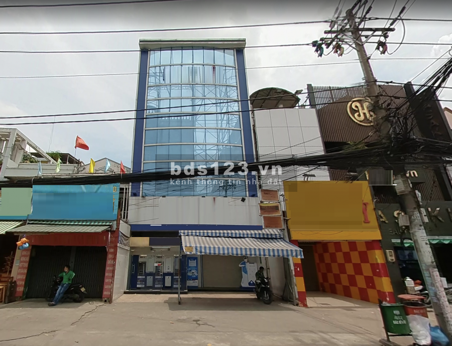 Cách Mạng Tháng 8 - nguyên căn 4 lầu 102m2 . Khu đắc địa