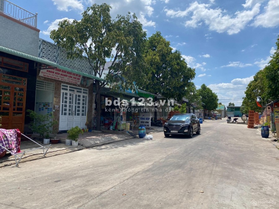 NHƯỢNG LẠI DÃY TRỌ 16P VÀ 2 KIOT NGAY CHỢ MỸ PHƯỚC 3 THU NHẬP 18TR/ THÁNG