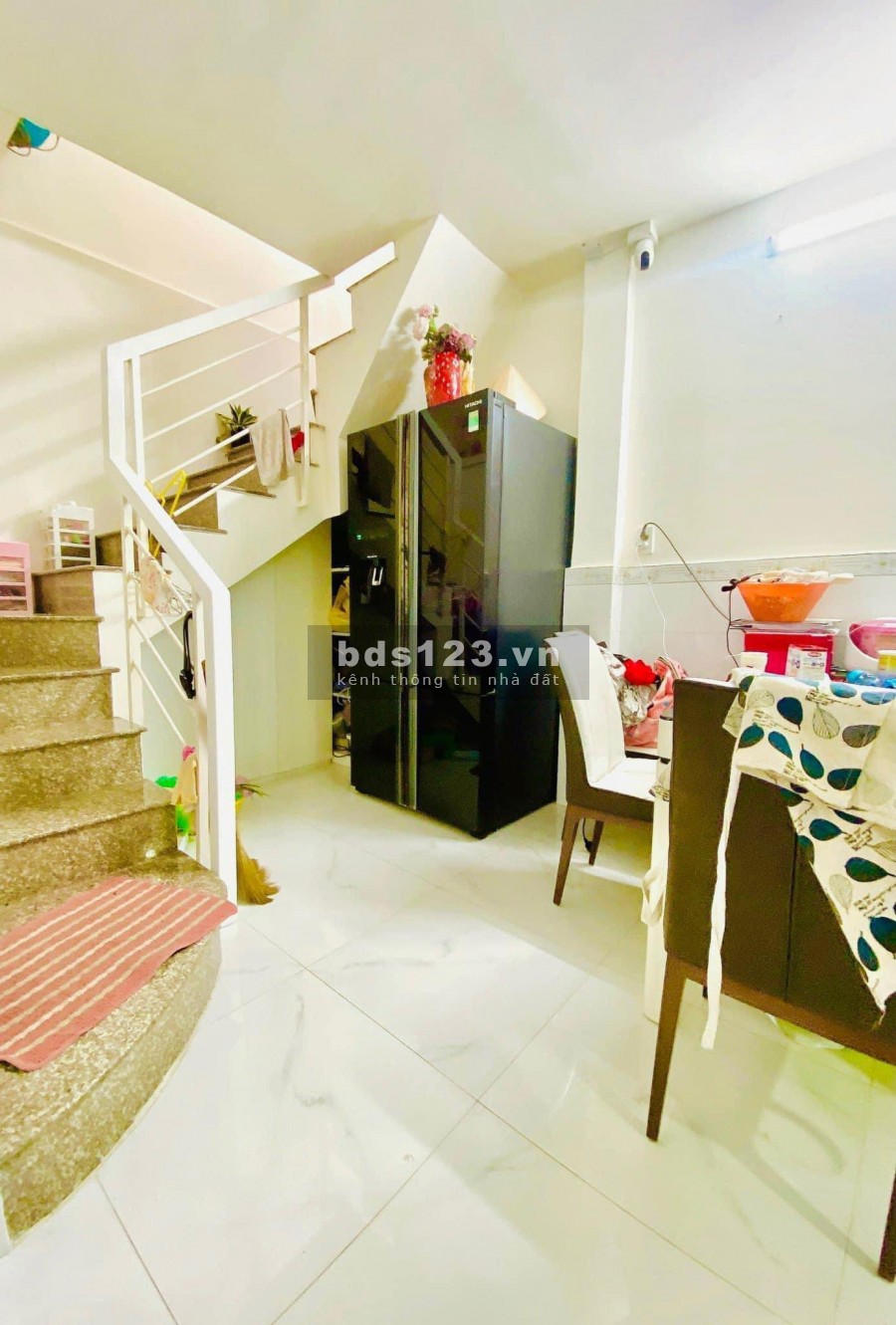 Bán nhà Vườn Lài hẻm xe Tăng, giá rẻ bèo nhỉnh 4 tủ, full nội thất