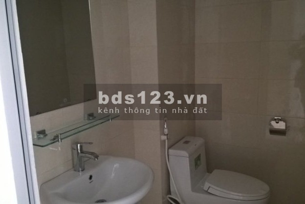 Cho thuê chung cư F4 Trung Kính 2 ngủ đồ cơ bản 8 triệu/tháng được làm văn phòng. Lh 0377983070