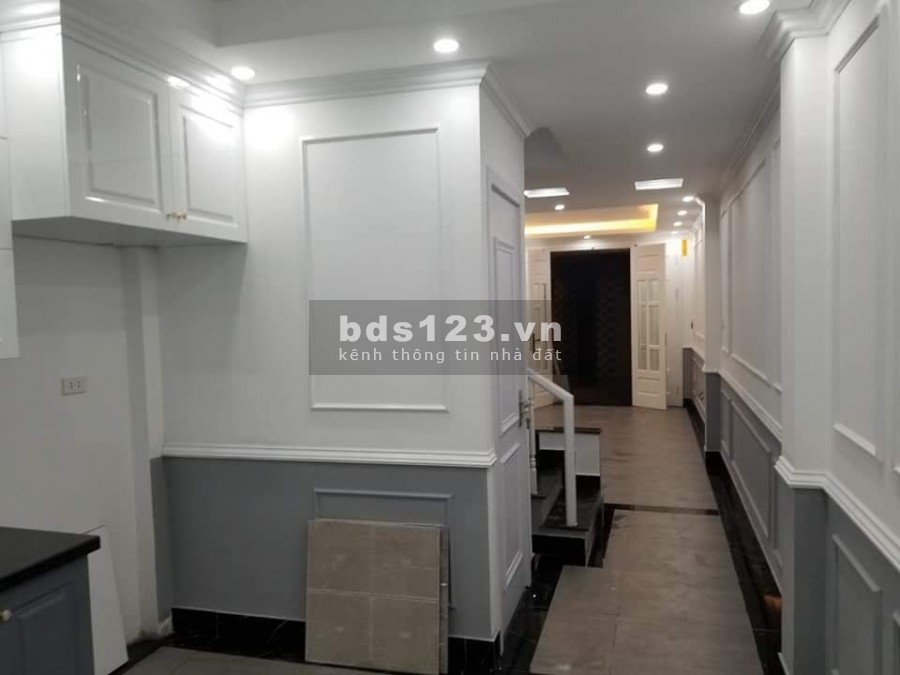 Lô góc 2 thoáng vĩnh viễn phố Định Công, 5 tầng, kinh doanh tốt