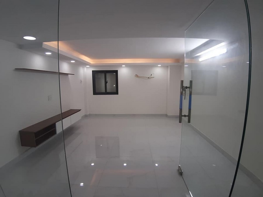 Bán nhà chính chủ 4 tầng mặt tiền kinh doanh trung tâm quận Gò Vấp Hồ Chí Minh