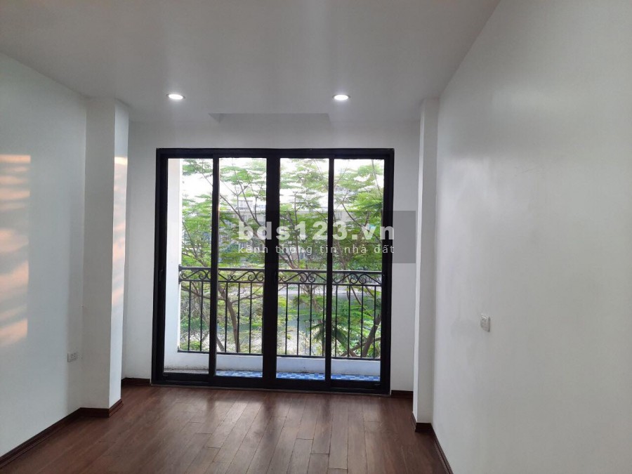 Trung Tâm Đống Đa, Hồ Văn Chương, Khu An Sinh Xanh, 30m2 x 5Tầng, Kinh doanh đỉnh giá 8tỷ
