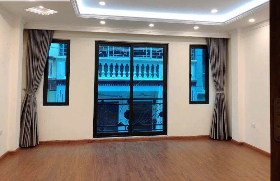 Bán nhà phân lô Mạc Thái Tổ, 45m2, 7 tầng, thang máy, mặt tiền 5m, nhỉnh 10 tỷ