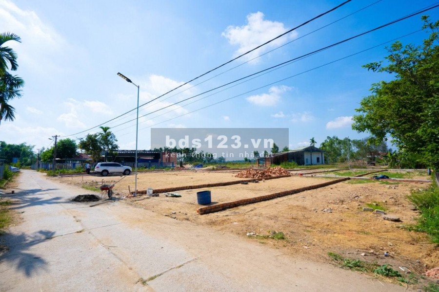 Đất giáp Đà Nẵng 390tr/175m2 chính chủ,sổ đỏ.