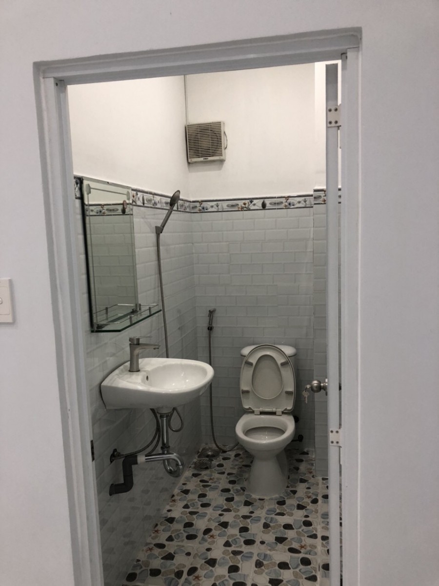 Bán nhà phố 2 lầu hẻm xe hơi 7 chỗ Dương Cát Lợi, thị Trấn Nhà Bè giá 4,18 tỷ
