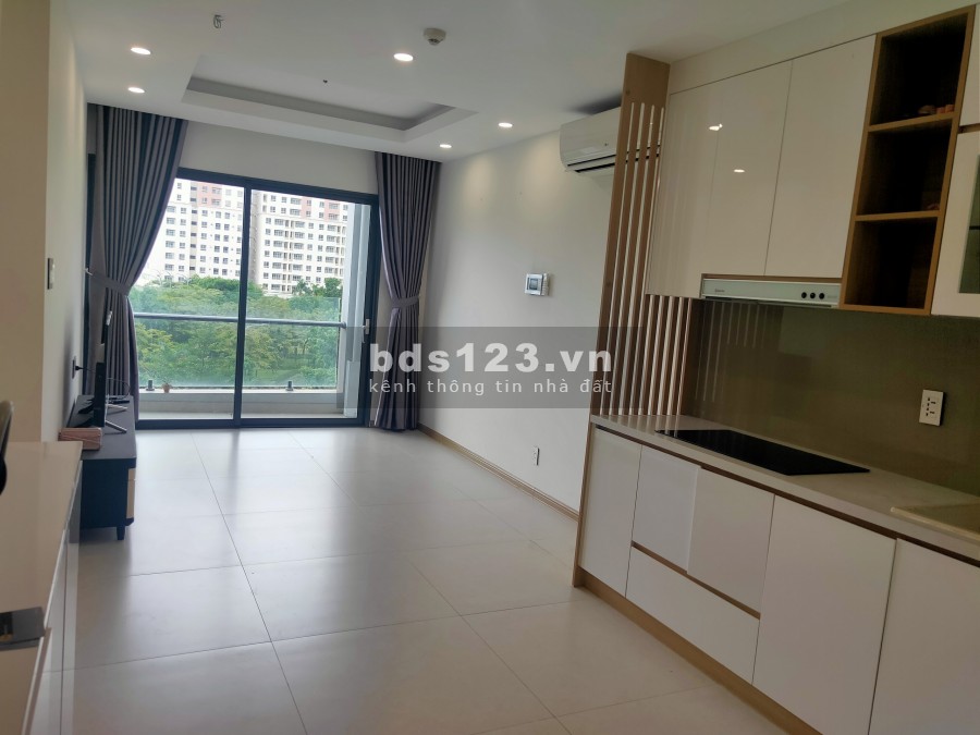 Cần bán căn 1 PN có ban công, bồn tắm nằm view Landmark 81