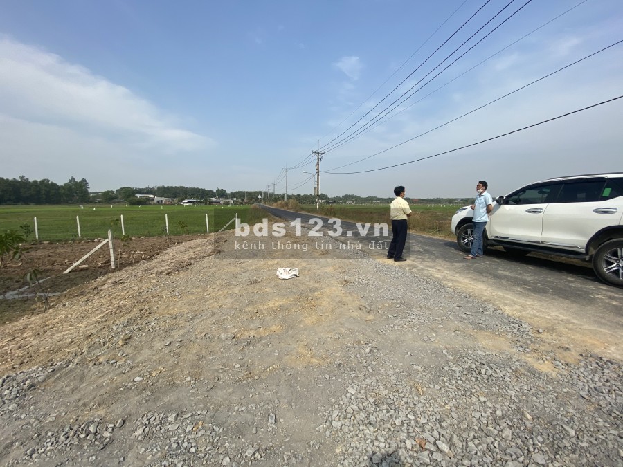 Đất vườn Củ Chi giá rẻ 1053m2 3ty580 2MT đường nhựa, SHR công chứng ngay và nuôn