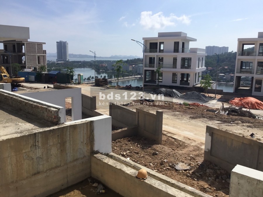 Cần bán biệt thự nhà vườn trung tâm KDL Bãi Cháy giá rẻ