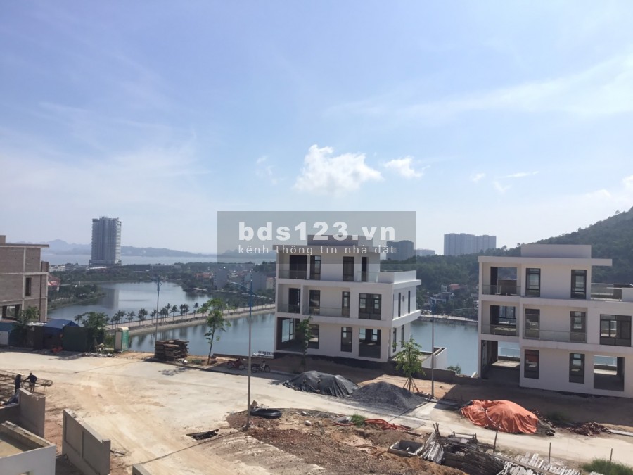 Cần bán biệt thự nhà vườn trung tâm KDL Bãi Cháy giá rẻ