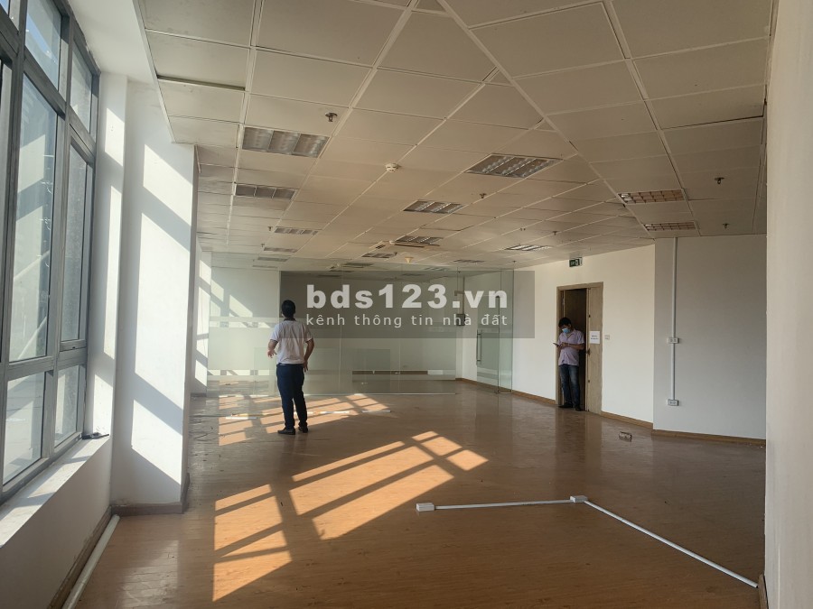 Nhanh tay thuê ngay văn phòng sàn gỗ cực đẹp tại Tây Hà, Tố Hữu, Diện tích từ 100m2, 164m2, 200m2