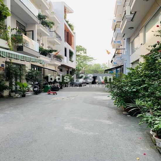 Lô đất tuyệt đẹp hẻm xe hơi Huỳnh Tấn Phát, phường Phú Mỹ, Quận 7