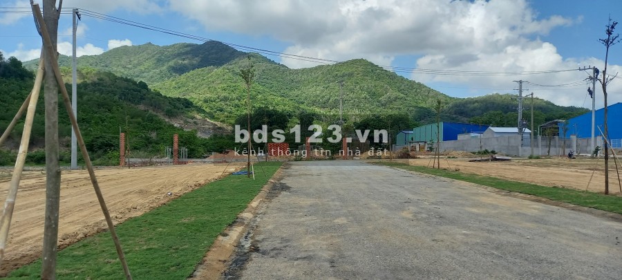 Đất biển Lộc An giá F0 cực rẻ chỉ từ 7tr/m2 ra biển 5 phút. Sổ riêng với chiết khấu tới 4%