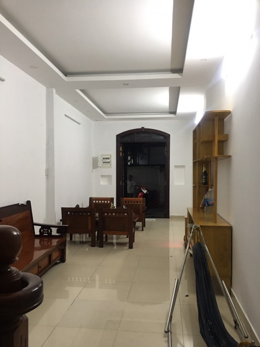 HXH cách mặt tiền 20m, Lê Hồng Phong, phường 5 Quận 5