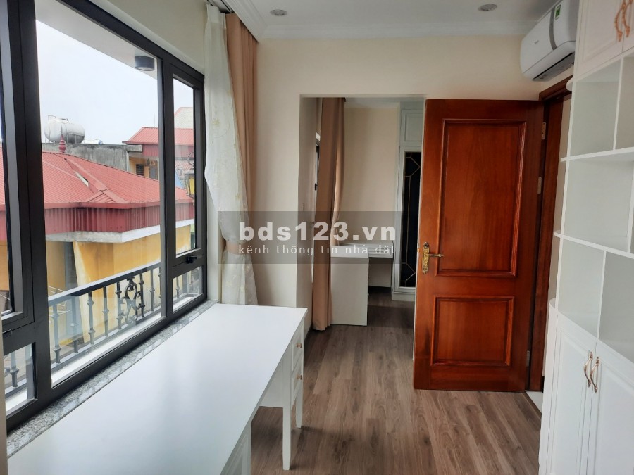 Khu Phân Lô May 10, 65m2 MTx5m 5T Sài Đồng Long Biên