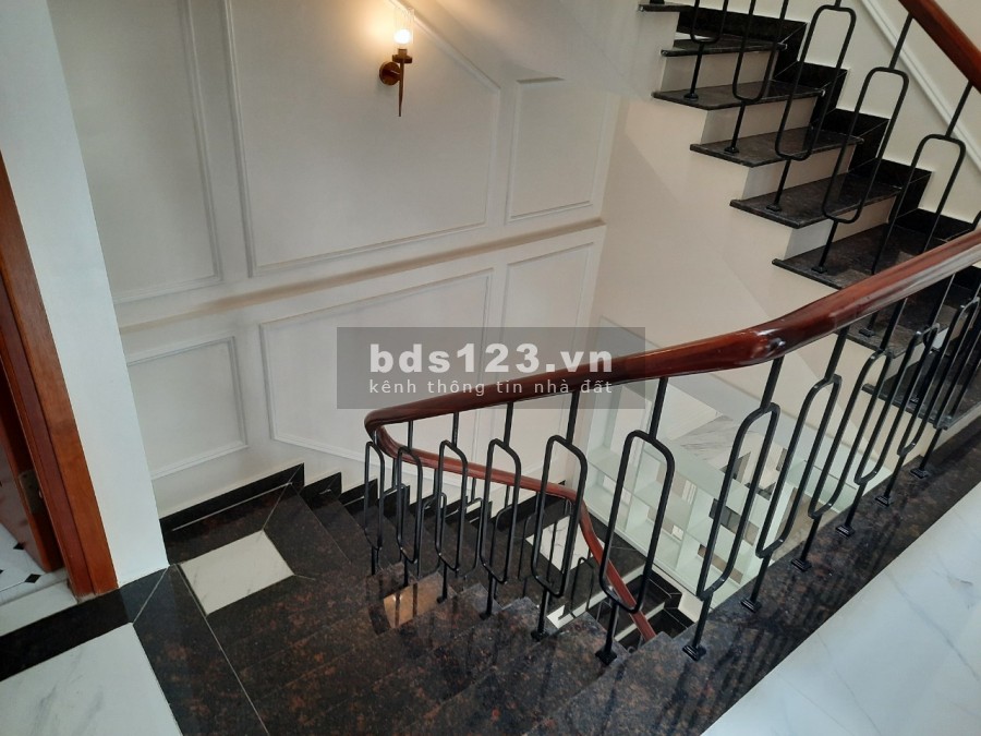 Khu Phân Lô May 10, 65m2 MTx5m 5T Sài Đồng Long Biên