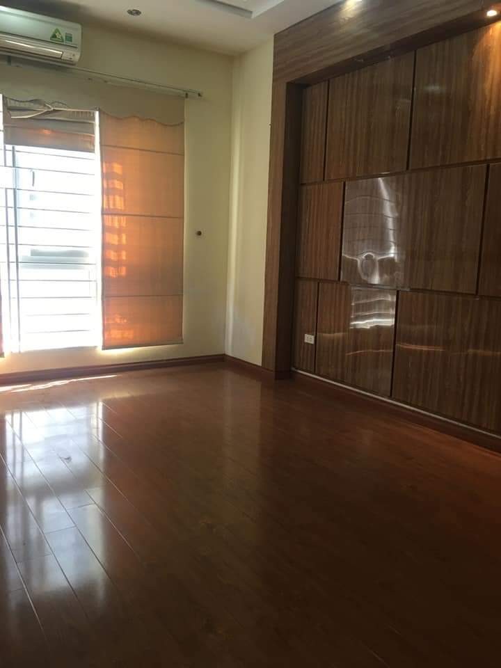 Bán nhà Nguyên Hồng lô góc 2 mặt tiền vỉa hè kinh doanh đỉnh 6.m2 x 6 tầng chỉ 15 tỷ