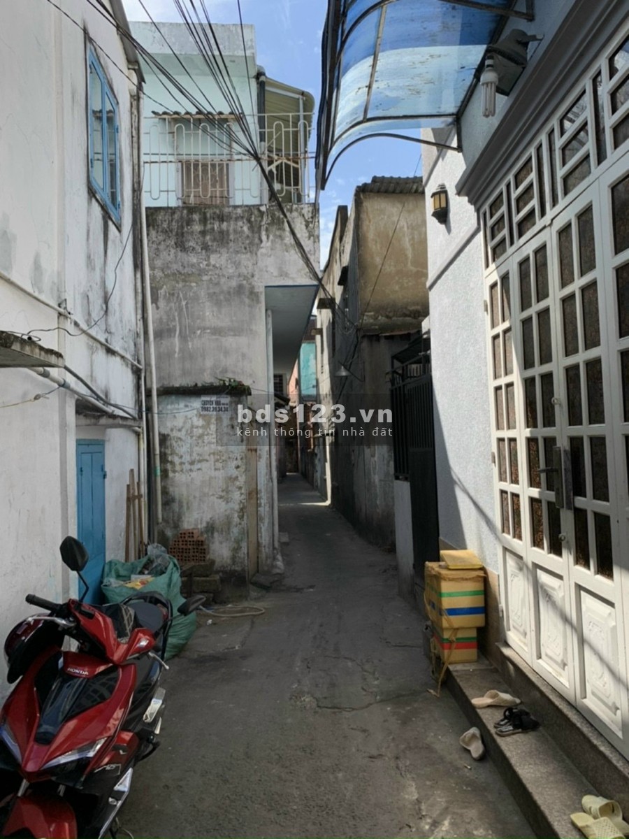 Bán nhà 1 trệt 1 lầu đường võ văn ngân phường Linh Chiểu trung tâm Thủ Đức