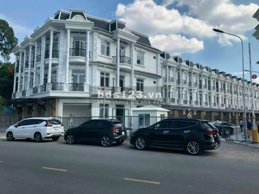 Bán nhà phố liền kề Nguyễn Thị Khắp, Dĩ An, giá F0 chủ đầu tư