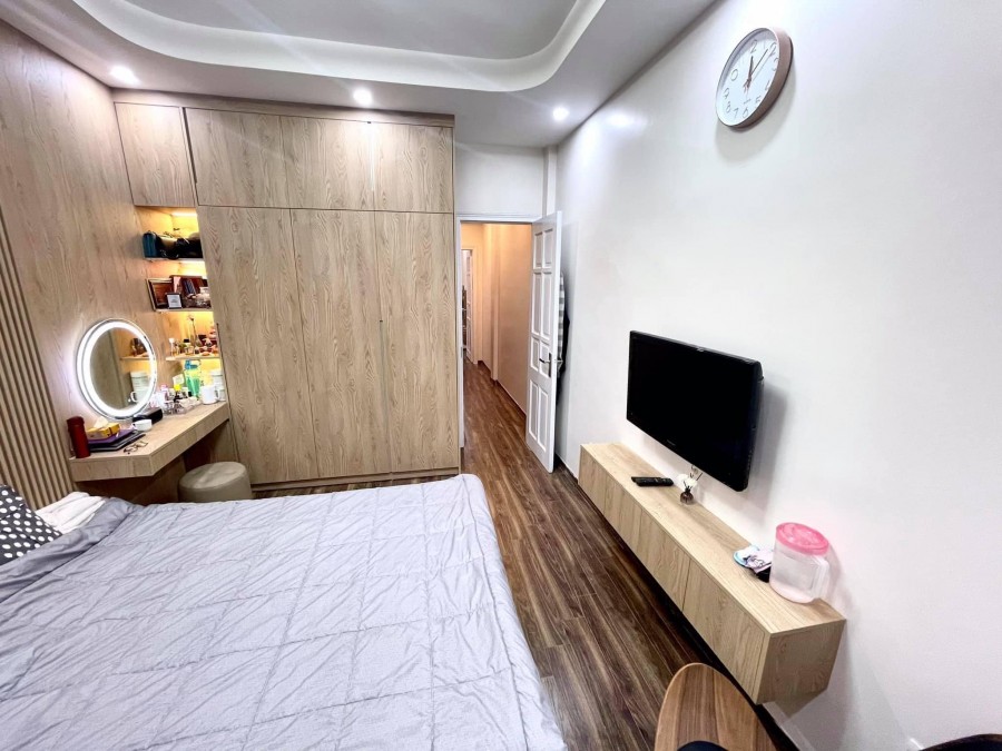 Bán Nhà Tại Cầu Giấy Cầu Giấy, ô tô gần, 54m2x5T, Giá 8.9 Tỷ