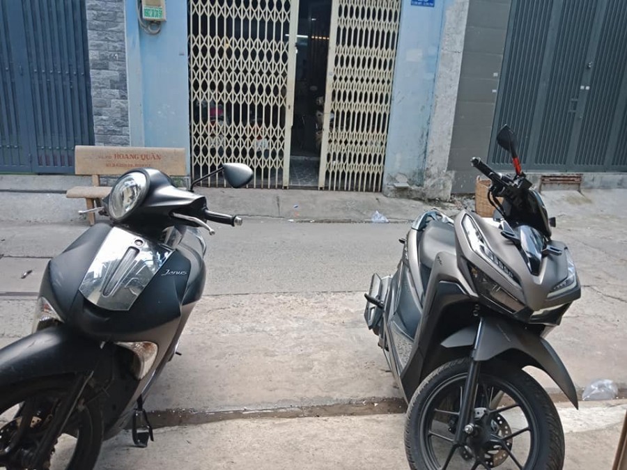 Bán nhà Tân Phú 72m2 2 tầng Giá 6,4 tỷ HXH tránh cần bán gấp