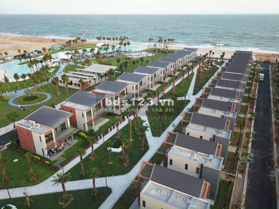 Kẹt tiền bán lỗ 174 triệu/m2 biệt thự đơn lặp 200m2, gần hộ Tikipark, 3 pn, 3 wc, lh 0933 909 479