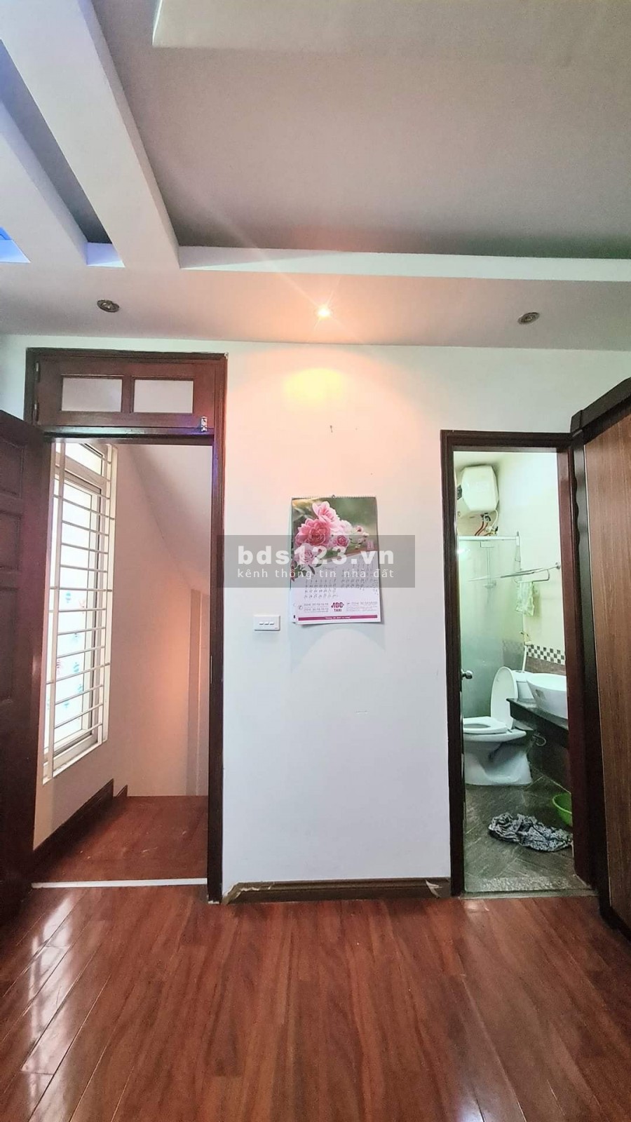Bán gấp nhà Xuân Đỉnh, lô góc, kinh doanh, diện tích 35m2, 5 tầng, giá 3.7 tỷ