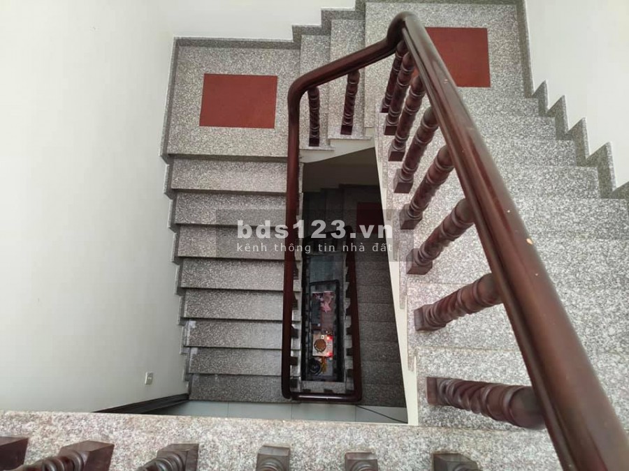 Bán nhà HXH Tô Ký Quận 12, nội thất cao cấp đầy đủ công năng 80m2 giá chỉ 5.9 tỷ TL