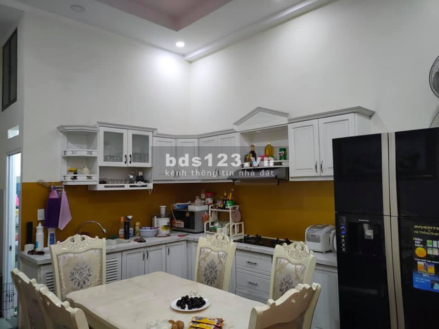 Bán nhà HXH Tô Ký Quận 12, nội thất cao cấp đầy đủ công năng 80m2 giá chỉ 5.9 tỷ TL