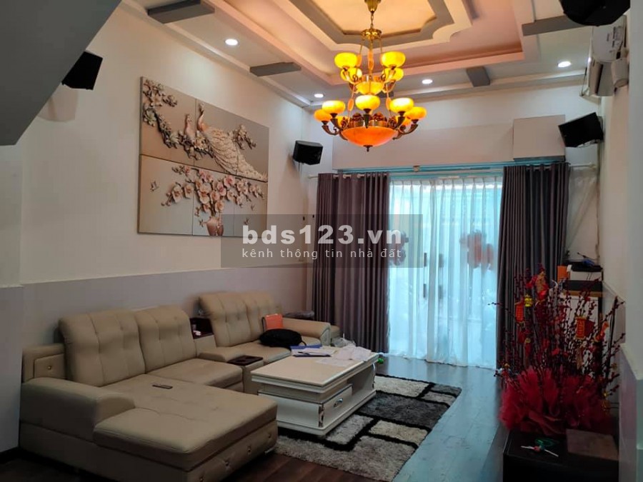 Bán nhà HXH Tô Ký Quận 12, nội thất cao cấp đầy đủ công năng 80m2 giá chỉ 5.9 tỷ TL