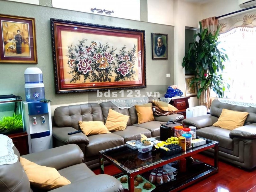 Chính Chủ cần Bán nhà KĐT Đại Kim 54 m *4t, giá 7.9 tỷ.