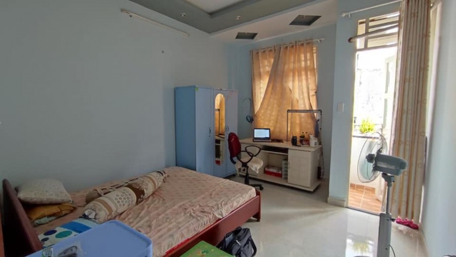 Chủ bán nhà hẻm xe hơi đỗ cửa 43m2, 3 tầng giá 5.25 tỷ, đường Quang Trùng, phường 10, Gò Vấp