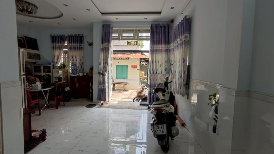 Chủ bán nhà hẻm xe hơi đỗ cửa 43m2, 3 tầng giá 5.25 tỷ, đường Quang Trùng, phường 10, Gò Vấp