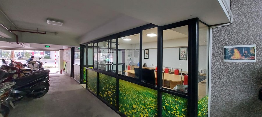 Bán nhà mặt phố Cầu Giấy, 300m2, mặt tiền 30m, chỉ 80 tỷ.