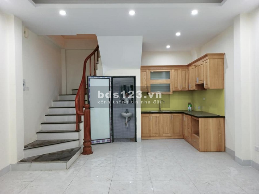 Bán nhà Kim Giang, giá nhỉnh 2 tỷ, an sinh đỉnh, thiết kế 5 tầng