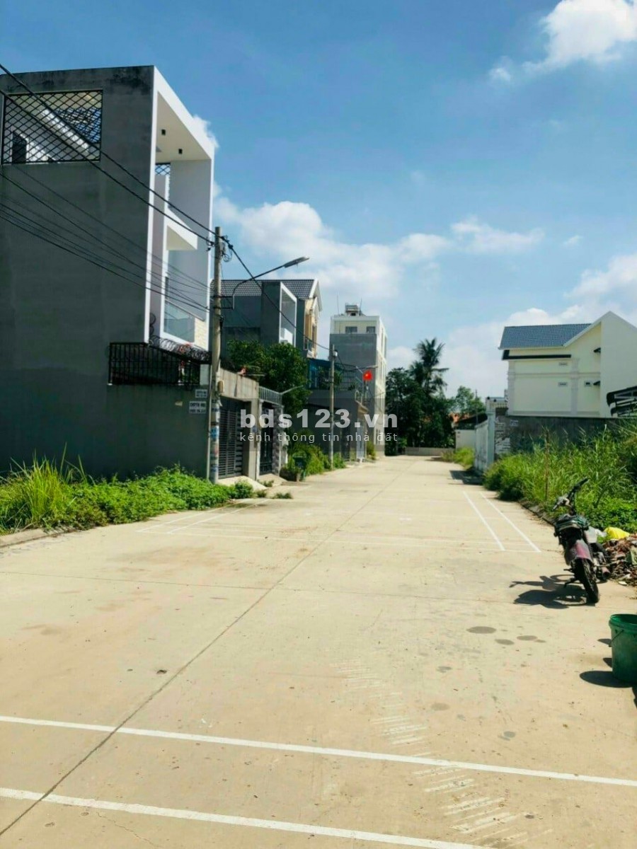 Chủ nhà gửi bán miếng đất đường Tx33, đất rẻ mua để xây nhà hay đầu tư đêu được.