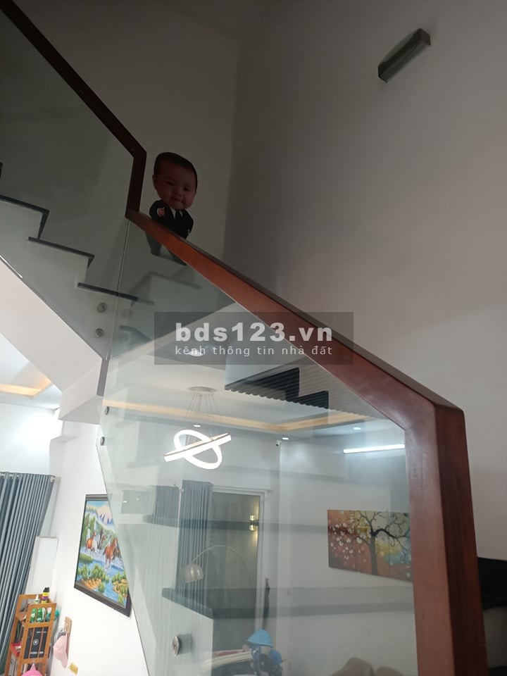 Bán GẤP nhà đường 3/2 150tr/m2 Q10, 96m2 6,3mx15m chỉ 16.5 tỷ thương lượng.