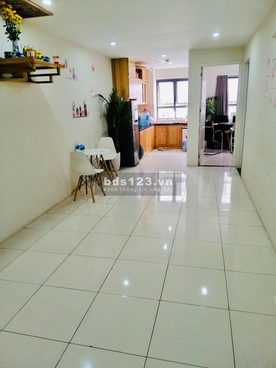 Bán nhanh căn hộ The Vesta Phú Lãm Hà Đông 56m2 2PN, giá 980 triệu. LH: 0374393926.