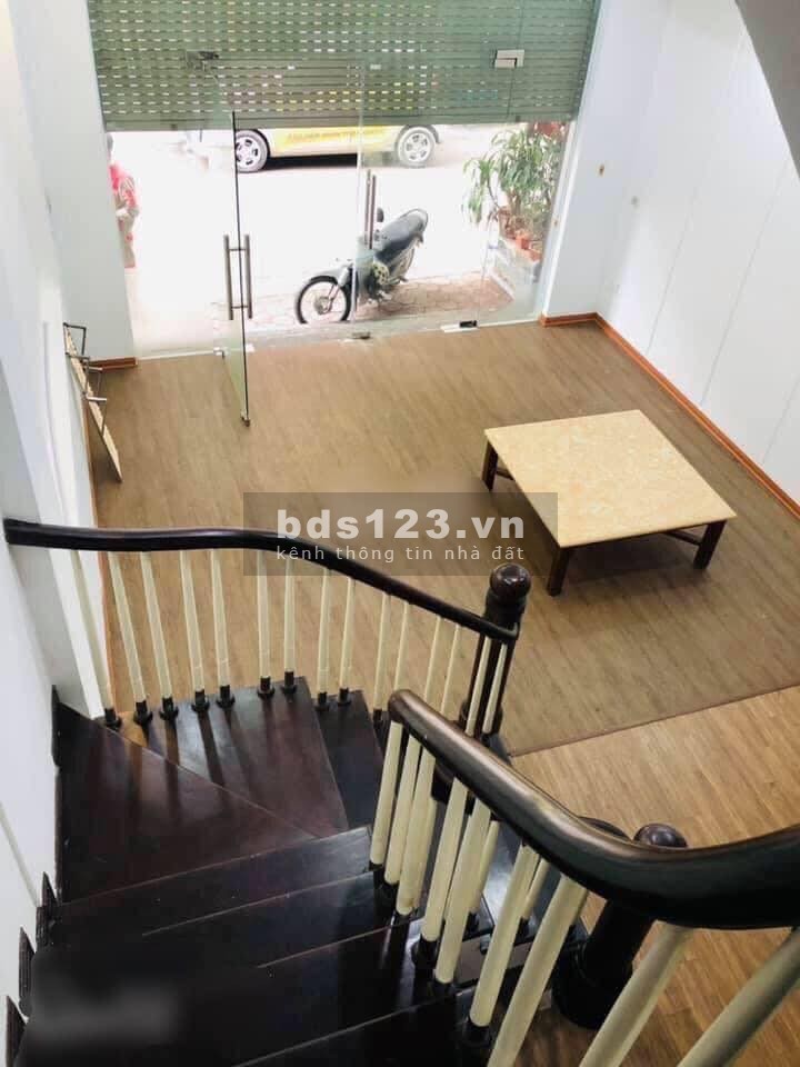 Nhà ngõ 12 Nguyễn Văn Huyên, vị trí cực VIP 6 tầng DT 65m2, MT 5m. Giá 13.5 tỷ
