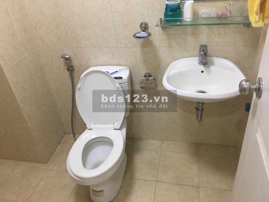 Bán nhanh căn hộ The Vesta Phú Lãm Hà Đông 56m2 2PN, giá 980 triệu. LH: 0374393926.