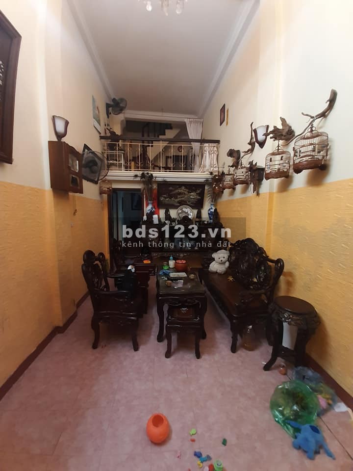 Mua Nhà 4 tầng tặng nhà cấp 4. 36m2 Ba Đình chỉ 3.1 tỷ.