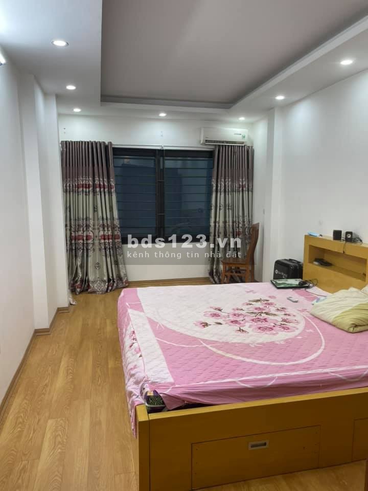 Ngoài 3 tỷ xách valy về ở ngay nhà Lê Quang Đạo, gần ô tô, lô góc cực thoáng