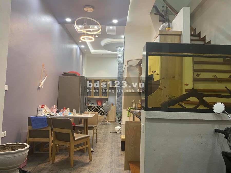 Bán nhà Nguyễn Đức Cảnh, nhà đẹp long lanh, ngõ rộng, tầm tiền hiếm nhà, dtsd 44m2, giá 2.3 tỷ